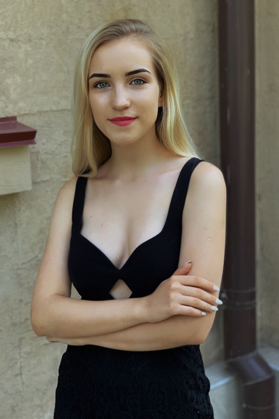 Enigmatic Svetlana, 24 y.o. from Mykolaiv, Ukraine with Blonde hair — VeronikaLove