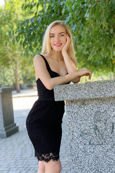 Enigmatic Svetlana, 24 y.o. from Mykolaiv, Ukraine with Blonde hair — VeronikaLove