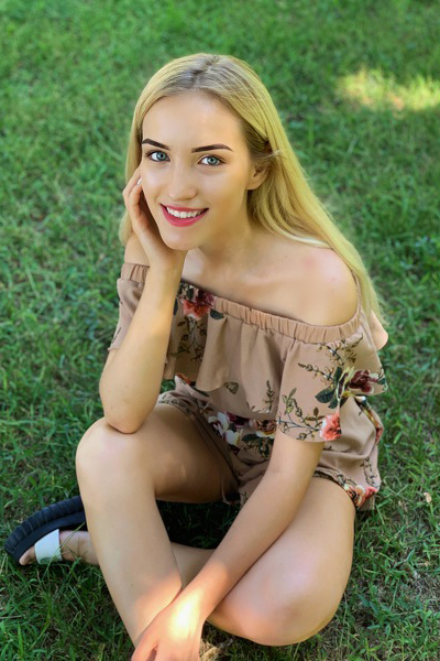 Enigmatic Svetlana, 24 y.o. from Mykolaiv, Ukraine with Blonde hair — VeronikaLove