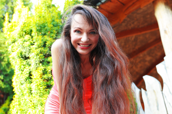 Lovely Tatiana, 44 y.o. from Brussel, Belgium with Dark-brown hair — VeronikaLove