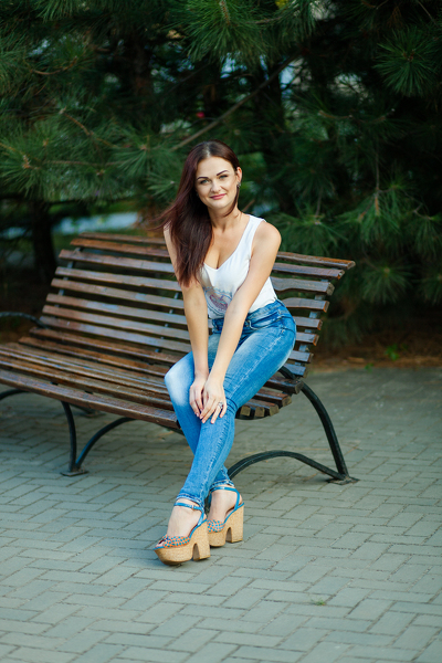 Captivating Beauty: Anna, 33 y.o. from Kyiv, Ukraine — VeronikaLove