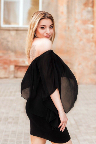 Timeless Beauty: Alla, 40 y.o. from Sumy, Ukraine — VeronikaLove