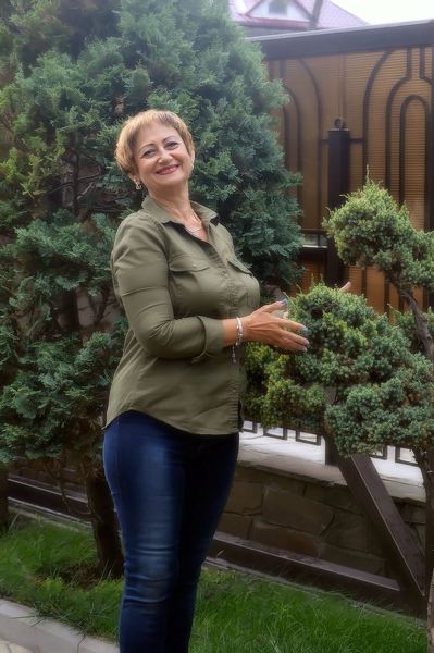 Graceful Presence: Larisa, 65 y.o. from Berdiansk, Ukraine — VeronikaLove