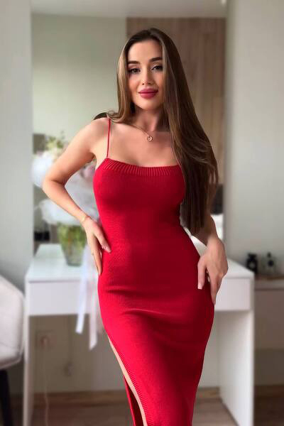 Vibrant Nataliya, 33 y.o. from Kyiv region, Ukraine with Brown hair — VeronikaLove