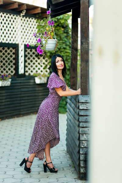 Radiant Charm: Elena, 42 y.o. from Kyiv, Ukraine — VeronikaLove