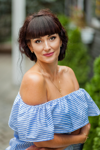 Radiant Charm: Nataliya, 44 y.o. from Kyiv, Ukraine — VeronikaLove