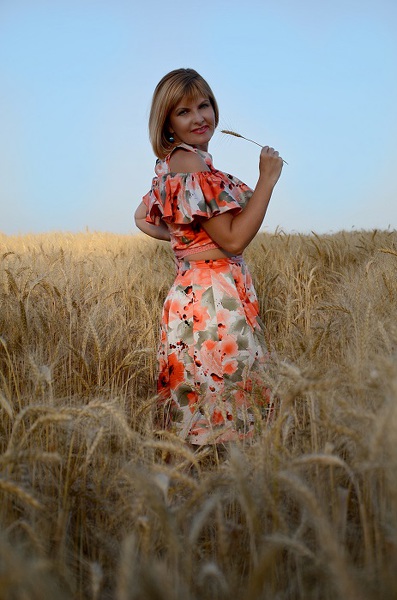 Divine Radiance: Irina, 48 y.o. from Dnipro, Ukraine — VeronikaLove