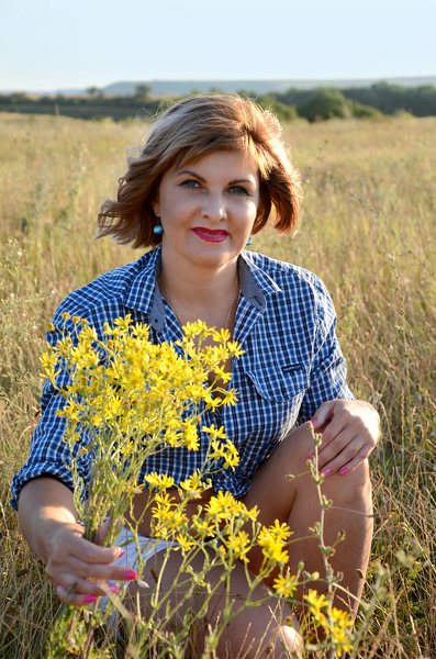 Divine Radiance: Irina, 48 y.o. from Dnipro, Ukraine — VeronikaLove