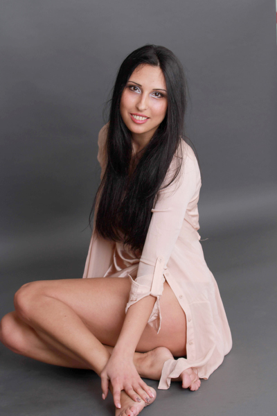 Vivacious Diana, 40 y.o. from Mykolaiv, Ukraine with Brown hair — VeronikaLove