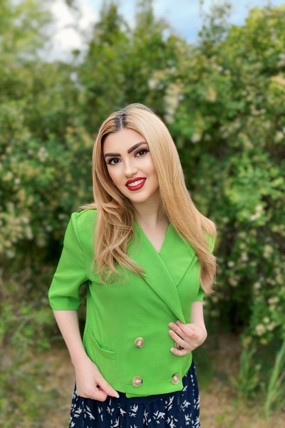 Whimsical Wonder: Katerina, 32 y.o. from Mykolaiv, Ukraine — VeronikaLove