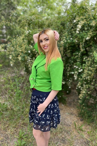 Whimsical Wonder: Katerina, 32 y.o. from Mykolaiv, Ukraine — VeronikaLove