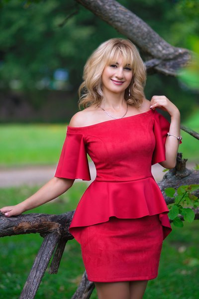 Whimsical Liana, 55 y.o. from Poltava, Ukraine with Blonde hair — VeronikaLove