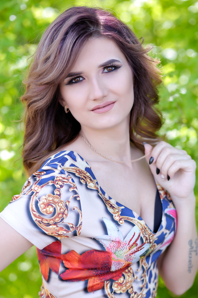 Graceful Allure: Victoriya, 34 y.o. from Dnipro, Ukraine — VeronikaLove