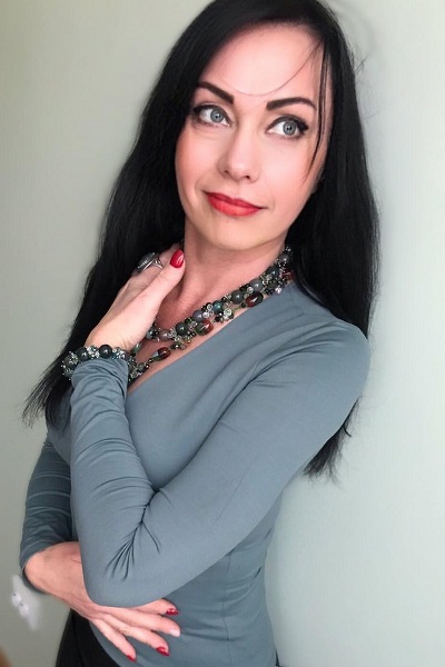 Dazzling Irina, 54 y.o. from Kropyvnytskyi, Ukraine with Black hair — VeronikaLove