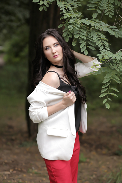 Captivating Elegance: Darya, 32 y.o. from Dnipro, Ukraine — VeronikaLove