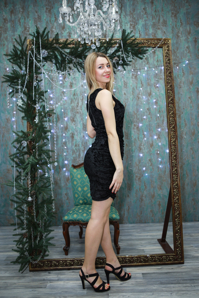 Serene Tatyana, 33 y.o. from Mykolaiv, Ukraine with Blonde hair — VeronikaLove