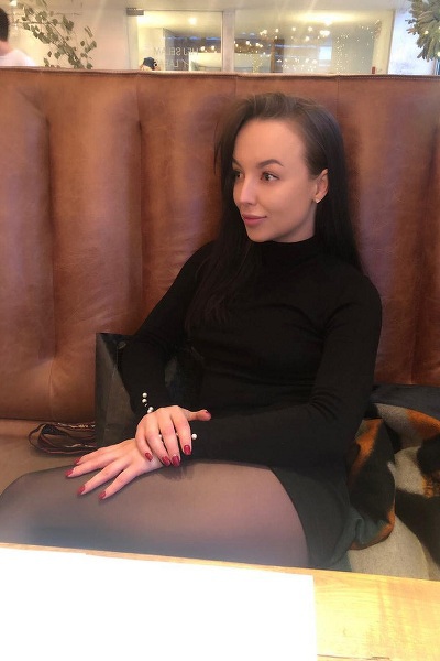 Serene Katerina, 32 y.o. from Kropyvnytskyi, Ukraine with Black hair — VeronikaLove