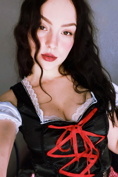 Enchanting Gaze: Alina, 34 y.o. from Kyiv, Ukraine — VeronikaLove