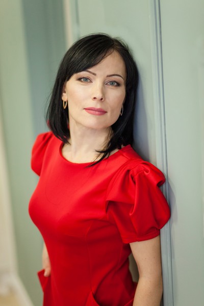 Whimsical Irina, 46 y.o. from Kyiv, Ukraine with Black hair — VeronikaLove