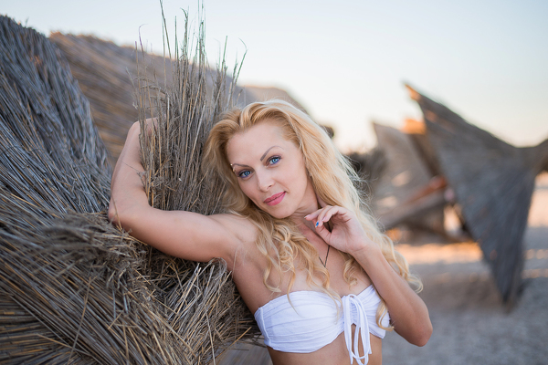 Whimsical Angelika, 41 y.o. from Dnipro, Ukraine with Blonde hair — VeronikaLove