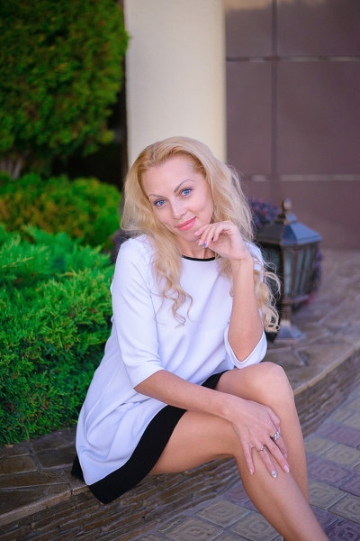 Whimsical Angelika, 41 y.o. from Dnipro, Ukraine with Blonde hair — VeronikaLove