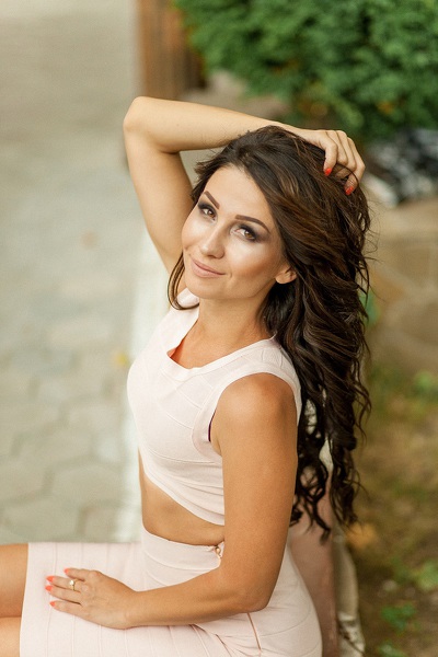 Graceful Allure: Ekaterina, 36 y.o. from Kyiv, Ukraine — VeronikaLove