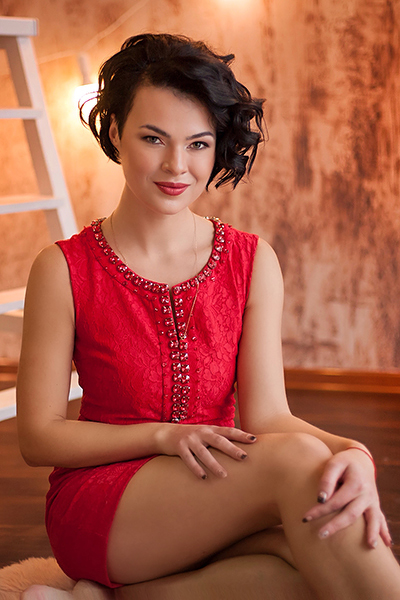 Ethereal Ekaterina, 33 y.o. from Kongsberg, Norway with Black hair — VeronikaLove