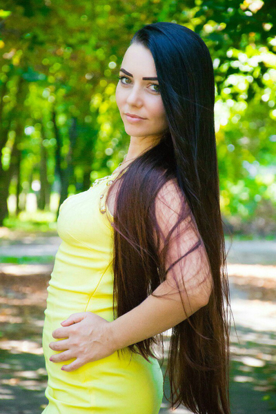 Graceful Radiance: Lubov, 31 y.o. from Pavlohrad, Ukraine — VeronikaLove