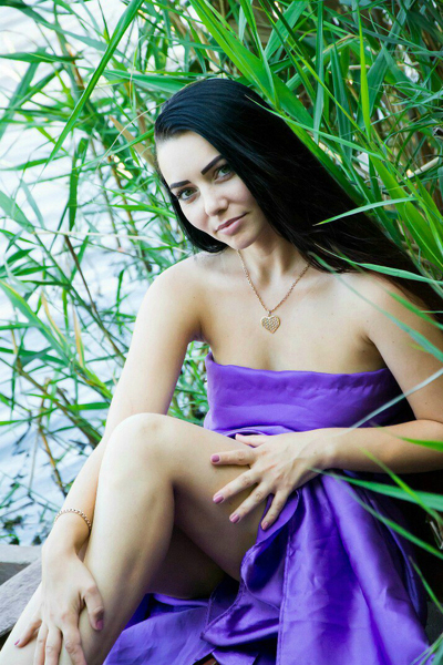 Graceful Radiance: Lubov, 31 y.o. from Pavlohrad, Ukraine — VeronikaLove