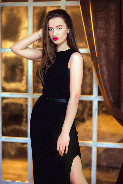 Enchanting Gaze: Snezhana, 28 y.o. from Uman, Ukraine — VeronikaLove