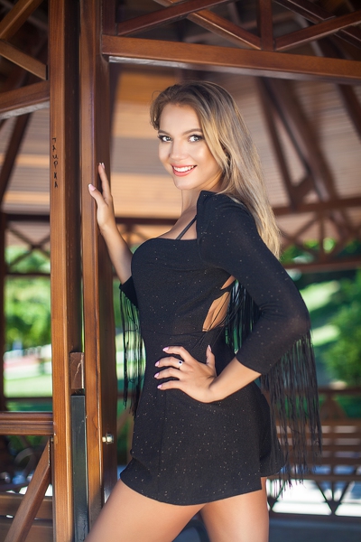 Mystical Enchantment: Oksana, 33 y.o. from Odesa, Ukraine — VeronikaLove