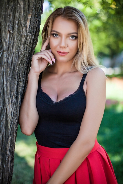 Mystical Enchantment: Oksana, 33 y.o. from Odesa, Ukraine — VeronikaLove