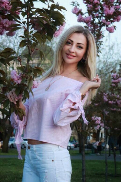 Ethereal Marina, 43 y.o. from Mykolaiv, Ukraine with Blonde hair — VeronikaLove