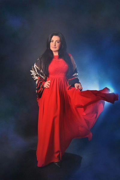 Enchanting Gaze: Irina, 60 y.o. from Kharkiv, Ukraine — VeronikaLove