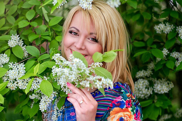 Enigmatic Larisa, 54 y.o. from Liverpool, United Kingdom with Blonde hair — VeronikaLove