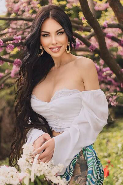 Joyful Oksana, 34 y.o. from Poltava, Ukraine with Black hair — VeronikaLove