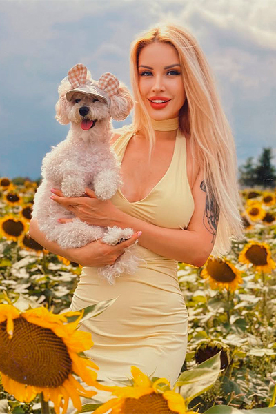 Timeless Grace: Katerina, 33 y.o. from No region, Montenegro — VeronikaLove