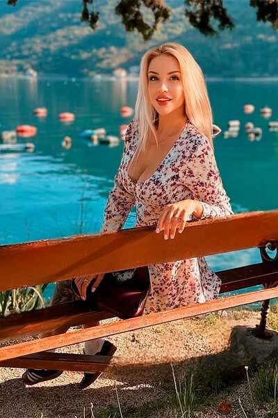 Timeless Grace: Katerina, 32 y.o. from Mykolaiv, Ukraine — VeronikaLove