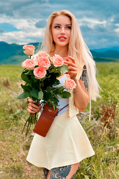 Timeless Grace: Katerina, 33 y.o. from No region, Montenegro — VeronikaLove