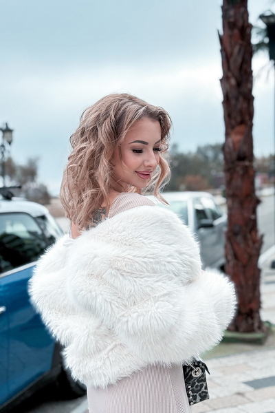 Captivating Elegance: Veronika, 24 y.o. from Mykolaiv, Ukraine — VeronikaLove