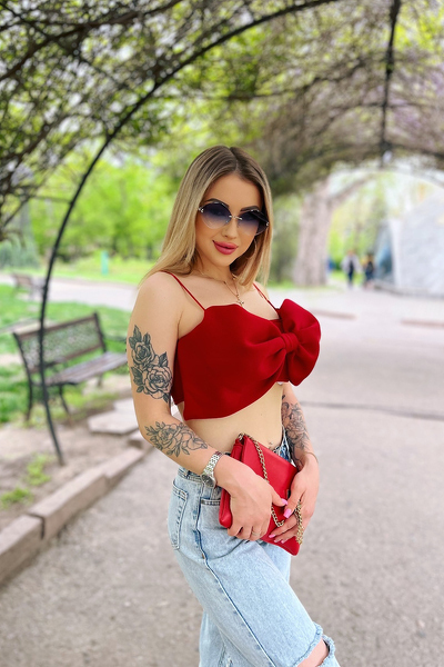 Captivating Elegance: Veronika, 24 y.o. from Mykolaiv, Ukraine — VeronikaLove