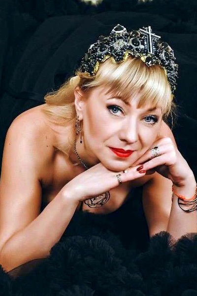 Graceful Presence: Svetlana, 53 y.o. from Odesa, Ukraine — VeronikaLove