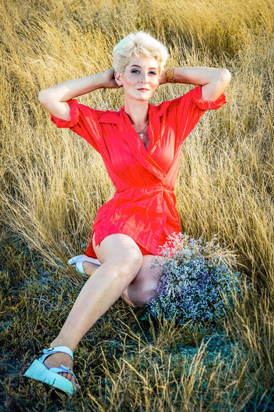 Whimsical Larisa, 46 y.o. from Berdiansk, Ukraine with Blonde hair — VeronikaLove