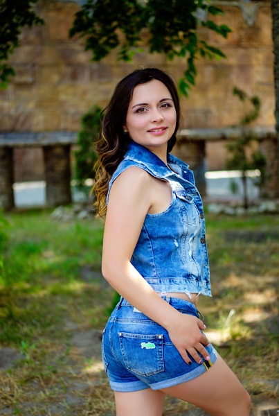 Alluring Presence: Anna, 37 y.o. from Mykolaiv, Ukraine — VeronikaLove