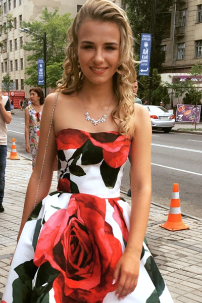 Enigmatic Allure: Sofiya, 24 y.o. from Dnipro, Ukraine — VeronikaLove