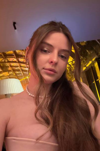 Graceful Presence: Christina, 29 y.o. from Kyiv, Ukraine — VeronikaLove