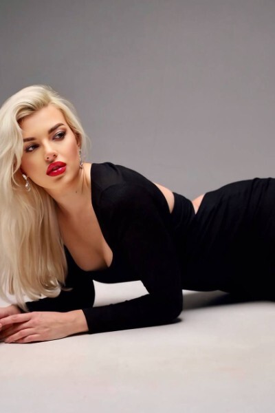 Angelic Grace: Victoriya, 35 y.o. from Brovary, Ukraine — VeronikaLove