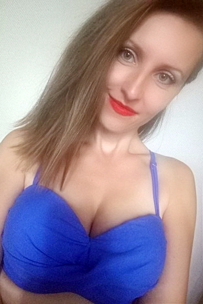 Graceful Presence: Nataliya, 36 y.o. from Kharkiv, Ukraine — VeronikaLove