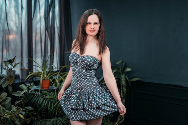 Vivacious Natalia, 41 y.o. from Mykolaiv, Ukraine with Brown hair — VeronikaLove