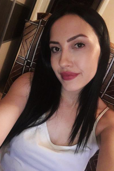 Vivacious Karina, 28 y.o. from Kremenchuk, Ukraine with Black hair — VeronikaLove